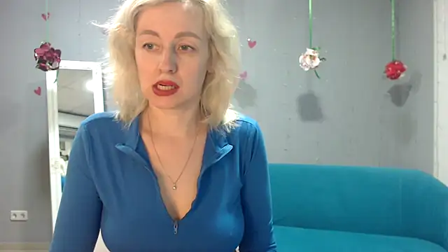 Sunny_blondn Live XXX chat