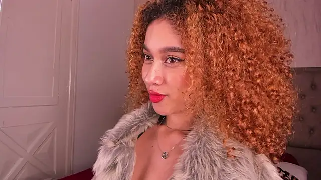 Chat XXX en directo de Sienna_brunette