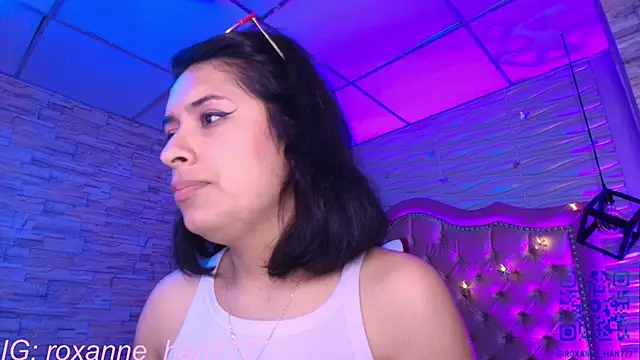 دردشة Roxanne_Han الجنسية المباشرة