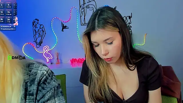 mila_glow1 Adlı Modelin Canlı XXX Sohbeti