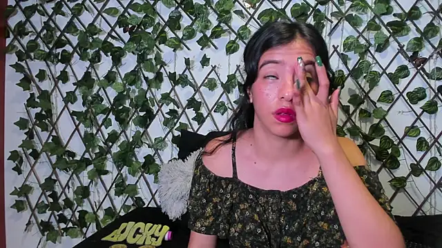 LittlePeach_ Live XXX Chat