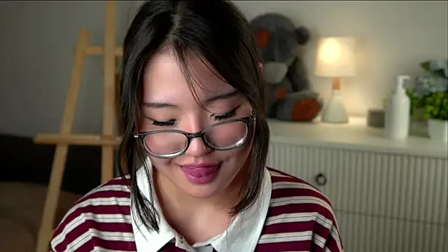 Živý XXX chat NelleMihalko