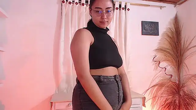 _Kim__M's Live XXX Chat