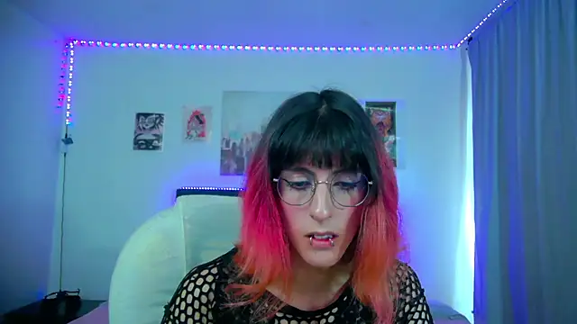 Онлайн чат XXX goth_minerva