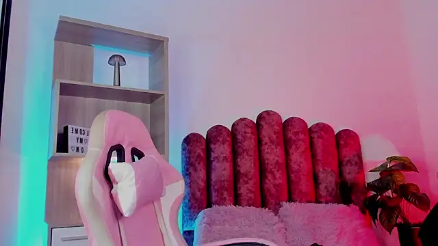 Eli-Bluee's Webcam Show