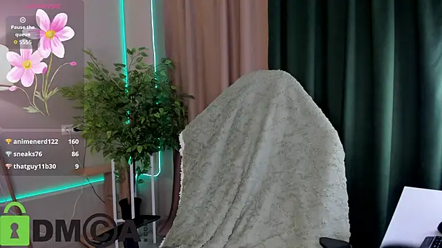 Lea_much's Live XXX Chat