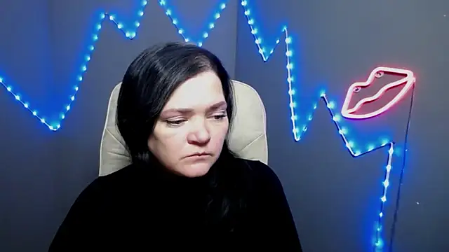 LauraFinn – Live XXX-chat