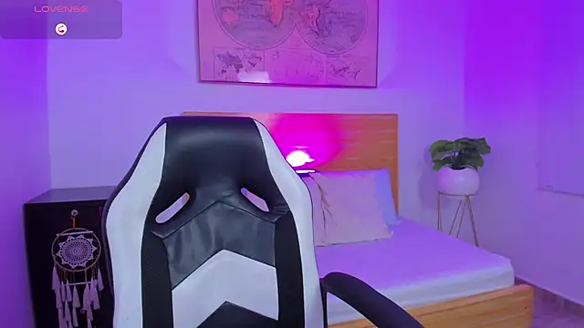 Czat XXX na żywo – kitty_sweeety_