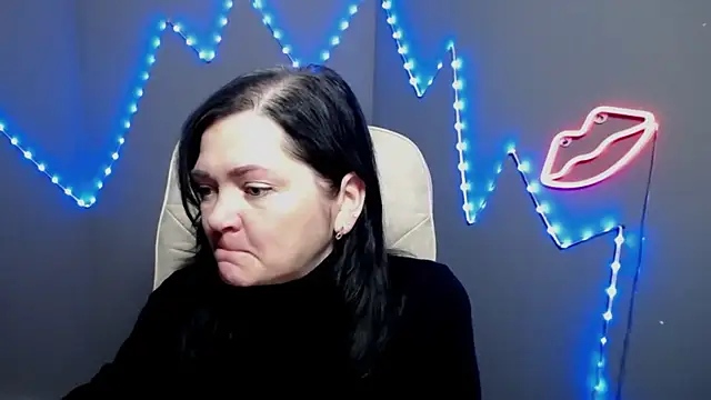 LauraFinn's Webcam Show