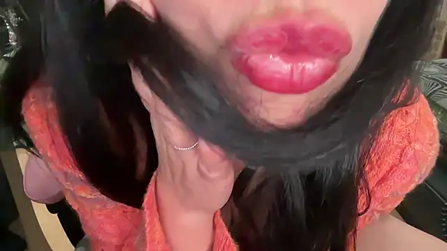 Lunamilly27 Show Webcam