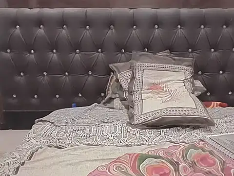 hotindianstud 在線直播表演