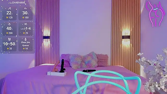 LaylaEmber 现场XXX聊天