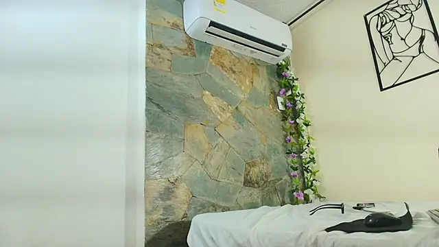 Jade_Roxx's Webcam Show