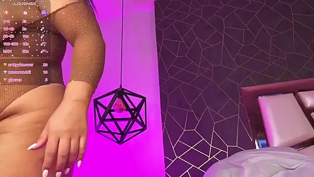 SussieRogers live XXX chat