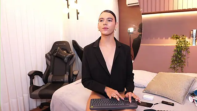 Luxa_VelvetのライブXXXチャット