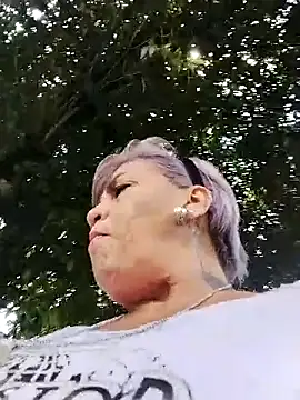 DirtyBIianca: онлайн-секс-чат