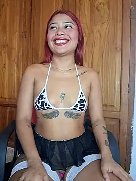 Layla_em's Live XXX Chat