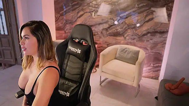 KylaMorrison élő XXX-chatje