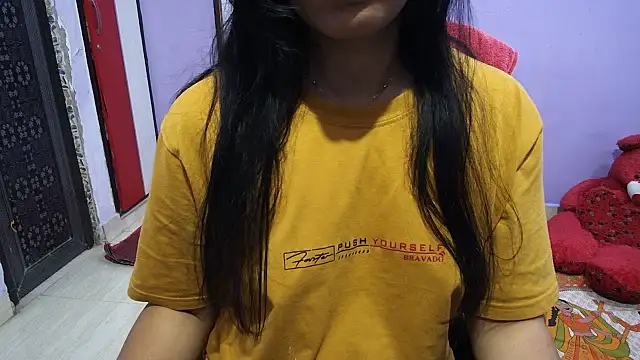 BabyNaina élő XXX-chatje