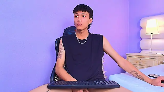 Lean_Portman's Live XXX Chat