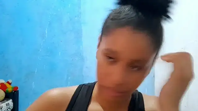 แชท XXX สดของ MadelynStamant