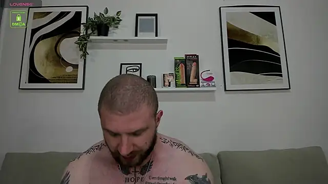 Chatroom XXX en direct de Gerard_Finbar