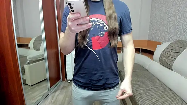 AlansonofDaddy Adlı Modelin Web Kamerası Şovu