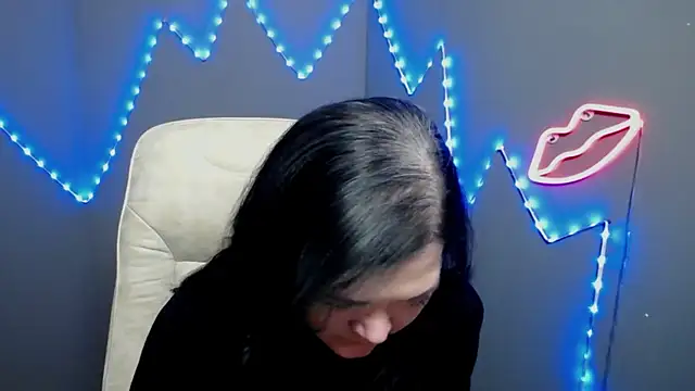 Вебкам-шоу LauraFinn