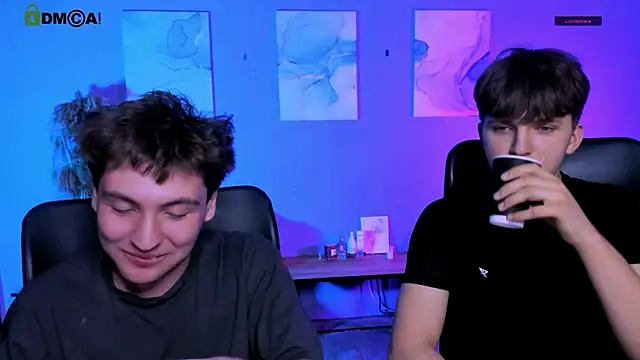 travis_wolf_ ওয়েবক্যাম শো