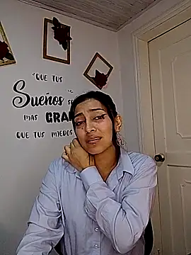 jaade_dollのライブXXXチャット