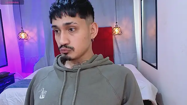 Онлайн чат XXX Mateo_Valencia_