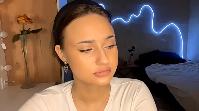 ChongSimmon Chat XXX in diretta