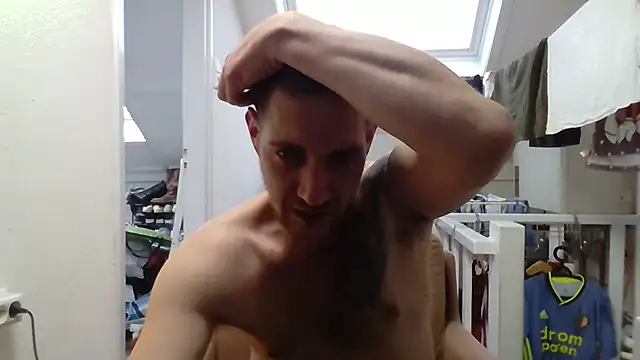 Онлайн чат XXX Bizzyjustin