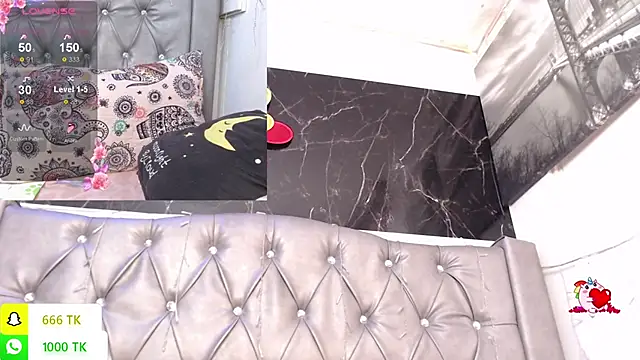 XXX chat uživo modela LAILAGUMMY