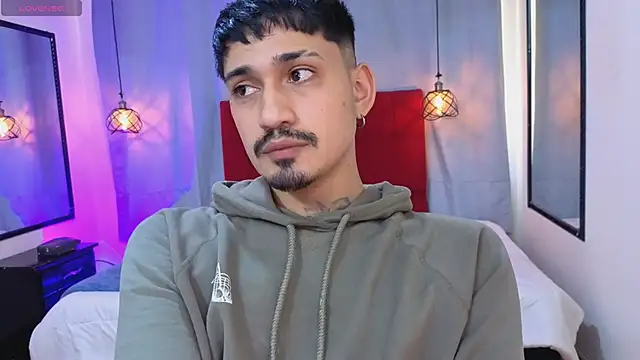 Онлайн чат XXX Mateo_Valencia_