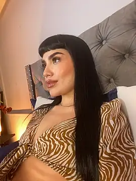 AlmaBlaze: вебкам-шоу