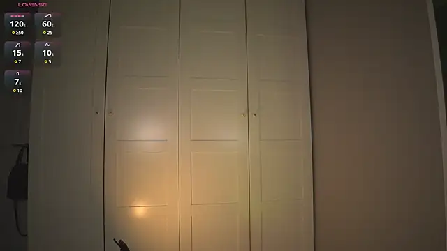 -JuicyMolly- Live XXX-chat