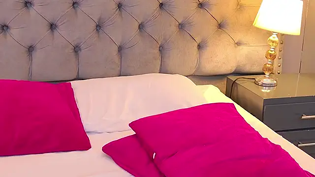 XXX chat uživo modela SamantaG