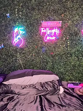 دردشة RenaThickAss الجنسية المباشرة