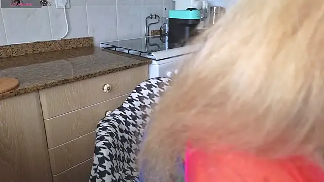 Lunamix's Live XXX Chat