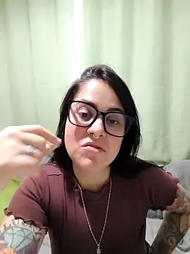 Desejoprivadoa লাইভ XXX চ্যাট