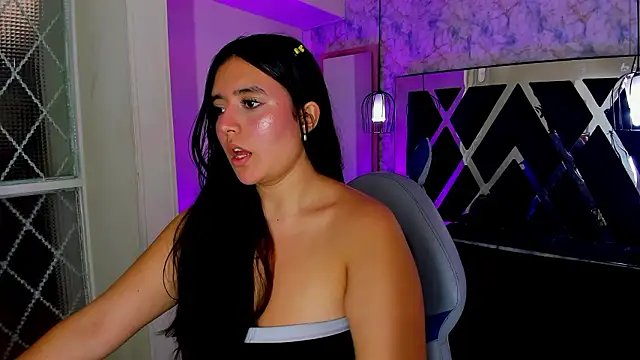 Miss_Scarlett22's Live XXX Chat