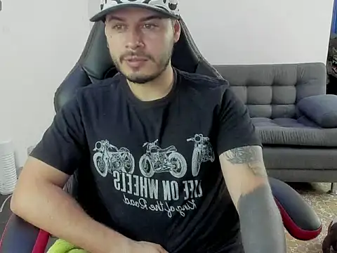 ragnar_lothbrok777のライブXXXチャット