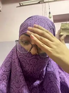 Sandhya_77's Webcam Show