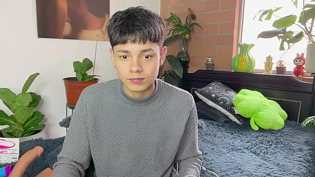 Andy_Belier23のライブXXXチャット