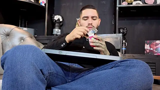 matteosantosのライブXXXチャット