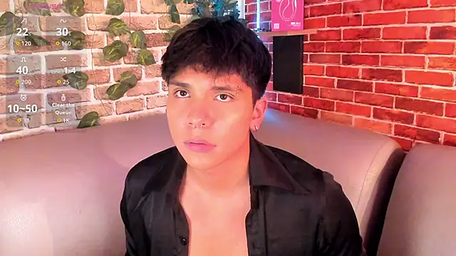 Thiago_Kozak 即時 XXX 聊天