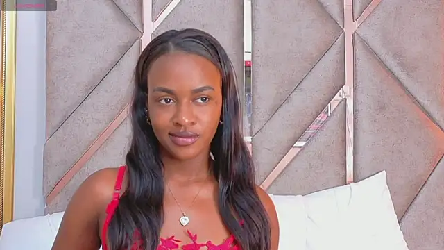 XXX chat uživo modela Sally-Noa