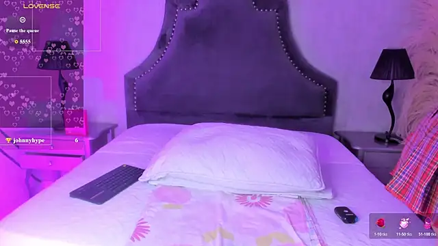 KarelyMitchel 即時 XXX 聊天