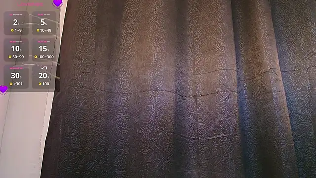 Hanna_Becker_ Adlı Modelin Canlı XXX Sohbeti